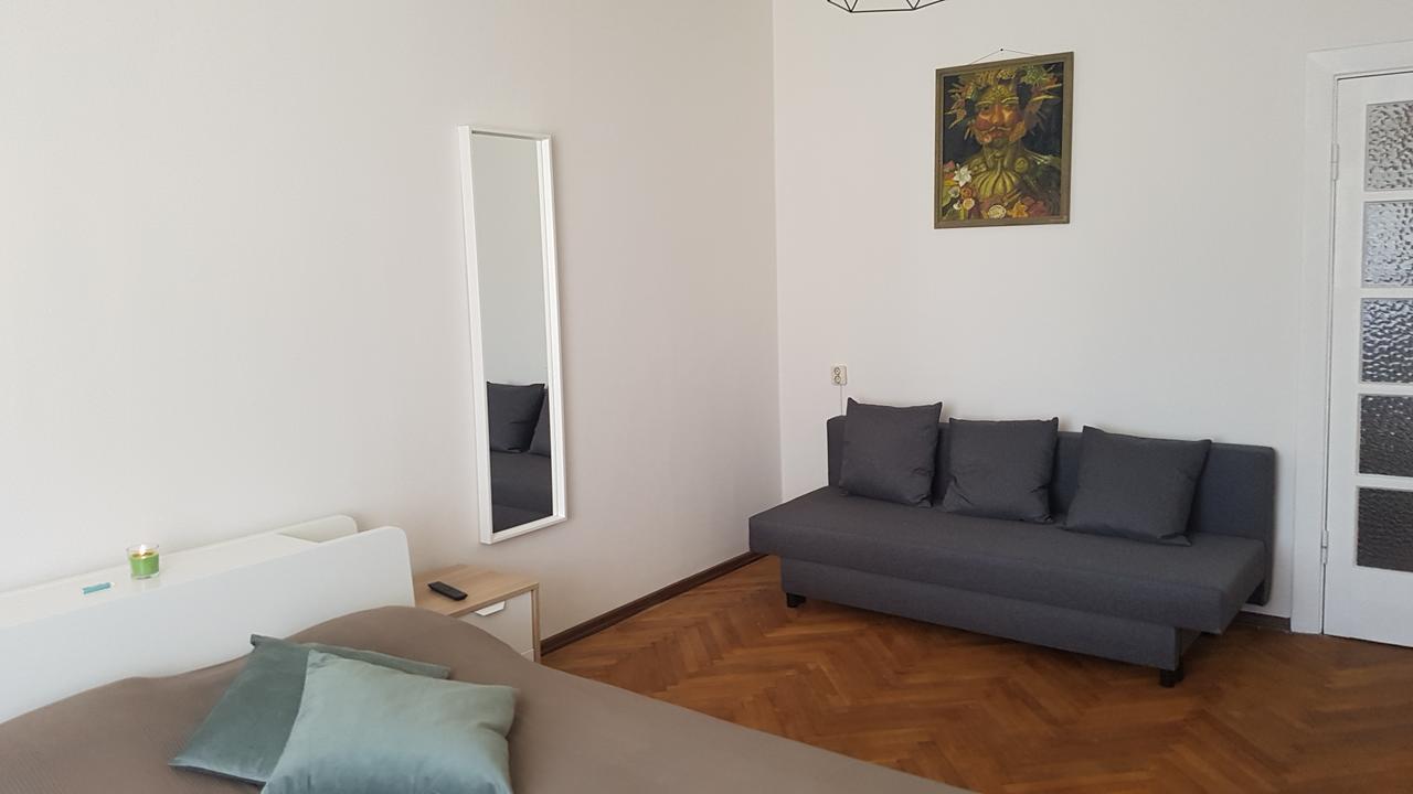 Beatrises Apartamenti Daire Riga Dış mekan fotoğraf