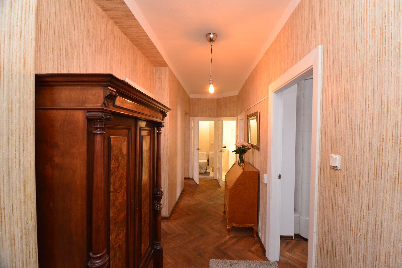 Beatrises Apartamenti Daire Riga Dış mekan fotoğraf