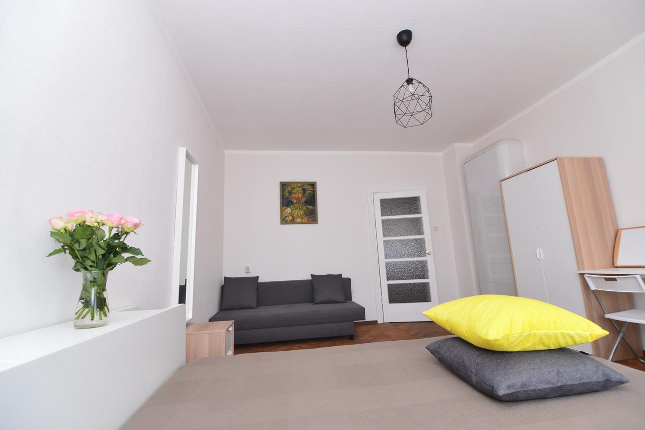 Beatrises Apartamenti Daire Riga Dış mekan fotoğraf